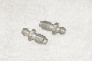 Alfa Romeo 105 EARLY DUNLOP CALIPER BLEED NIPPLE, NEW OLD STOCK - Imagen 1 de 1