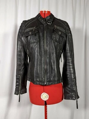 Chaqueta de moto Michael Kors negra de cuero de cordero acolchada con correa para el cuello café corredor Foto 1 de 4