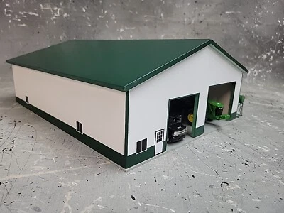 Edificio 1/64 personalizado construido a rasguños 60x80 verde bosque y blanco 2 puertas con piso Foto 1 de 4