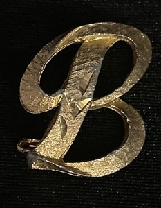 MAMSELLE GOLDFARBENE ANFANGSBUCHSTABE "B" ANSTECKNADEL BROSCHE Vintage goldfarben Metall 1" - Bild 1 von 6