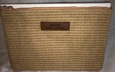 Bolso sin asas/bolso Marc Jacobs, pajita bronceada con interior de melocotón y cierre de cremallera Foto 1 de 3