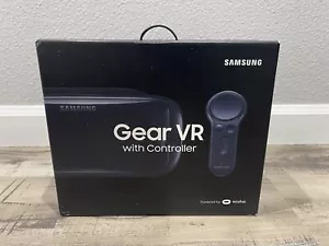 Samsung Gear VR With Controller SM-R324 Oculus 2017 Galaxy S8 S7 Note S6 - Picture 1 of 5