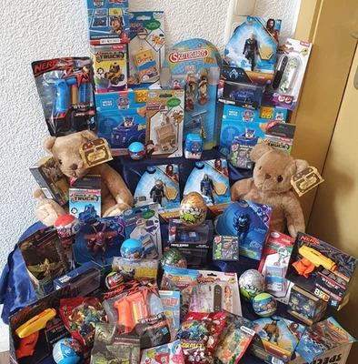 Spielzeug JUNGE Posten Lizenzware, Jungenspielzeug 6-9 Sachen, Inhalt variiert - Bild 1 von 4