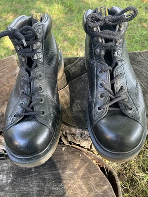 Botas de couro vintage Dr. Martens Y2K, tamanho 12 pretas - Imagem 1 de 4