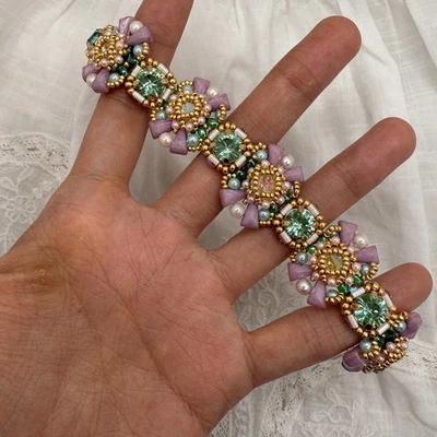 Pulsera de cuentas estilo victoriano hecha a mano delicada joyería nupcial púrpura/oro/verde Foto 1 de 4