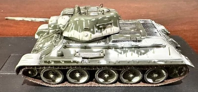 Dragon Armor 1:72 T-34/76 Mod. 1942 w/Cast Turret, Eastern Front 1943, No. 60208 - Image 1 of 4
