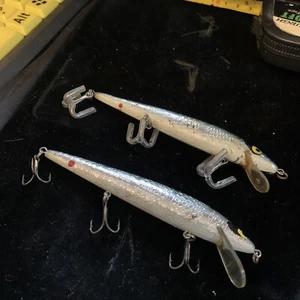 Vintage Old Fishing Lure 2 Swithwick Rouge Minnows - Picture 1 of 6