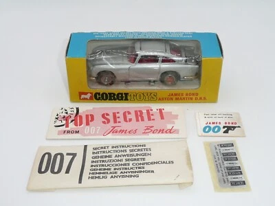 Corgi 270 James Bond Aston Martin DB5 VnrMINT Boxed w/accessories *original* - Image 1 of 4