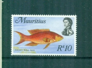 Mauricio 1974-1975 10r pez lira amarillento SG 491 montado sin montar o nunca montado - Imagen 1 de 1