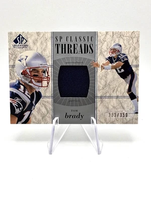 Camiseta 2002 Upper Deck SP Classic Threads prata #CC-BY Tom Brady /350 JOGO USADA - Imagem 1 de 2