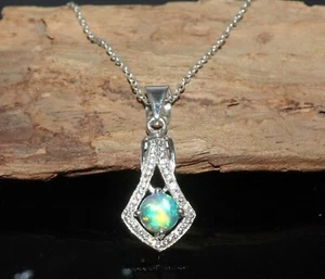 Natural Ethiopian multi fire opal pendant in sterling silver opal chain necklace - Foto 1 di 10