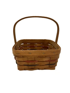 1987 Longaberger All American Medium Berry Basket 7.5"L x 7.5"W x 3.5"H - Picture 1 of 3