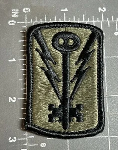 United States Army 501st Military Intelligence Brigade Armed Forces Badge Patch - Picture 1 of 2