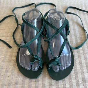 Tibi Amari Suede Toe Ring Sandals Womens Size EU41 US11 Emerald Green Leather - Picture 1 of 15