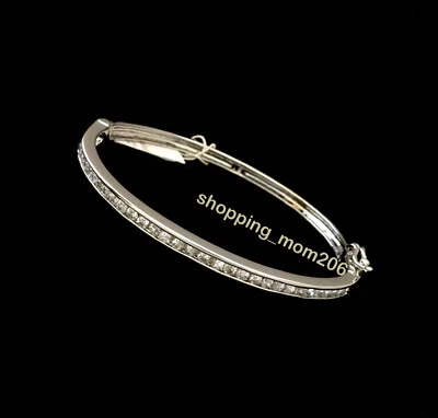 Pulsera Lia Sophia "Ovación de pie" tono plata con cristales cortados Foto 1 de 4