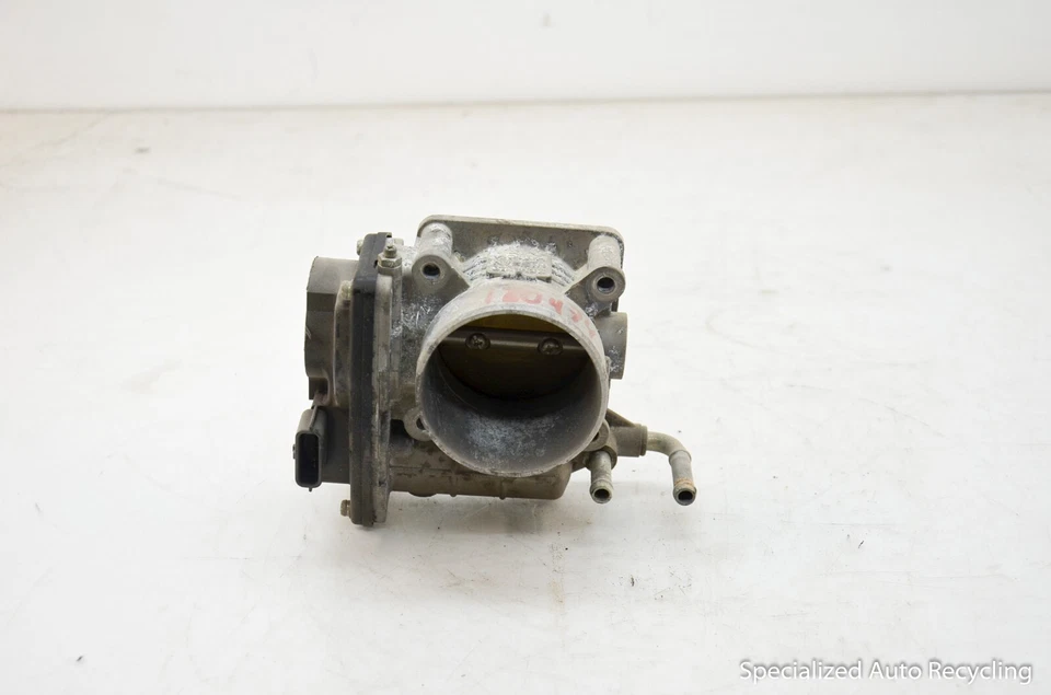 Infiniti M37 2012 carrocería del acelerador Foto 1 de 4