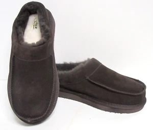 (MSRP 44.00) Dearfoams Dluxe Mens Slippers Size 9 House Shoes Brown Suede In/Out - Picture 1 of 19