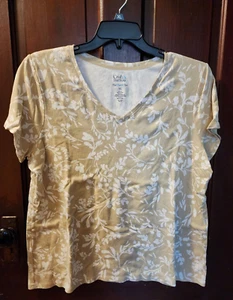 Croft & Barrow Short Sleeve Cotton Classic Tee Sz  XXL Tan with White Florals - Picture 1 of 4