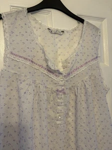 Women’s Nightdress White And Lilac BHS Size 16/18 Sleeveless - Picture 1 of 10