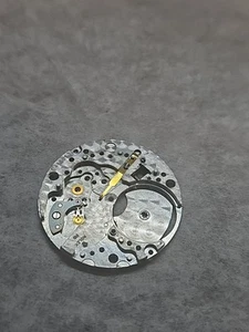 Rolex 1570 Main Plate - Picture 1 of 2