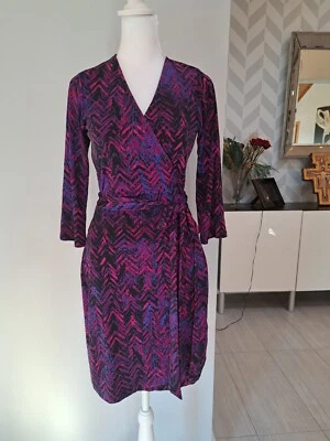 Экспресс размер M стороне галстук надежном Surplice Midi платье геометрический принт Orig цена $119 - Изображение 1 из 4