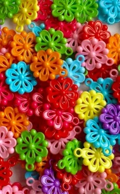 40 piezas Dijes Acrílicos MEZCLADOS (LG) FLORES (manualidades para niños juguetes para pájaros, planeador de azúcar)  Foto 1 de 2
