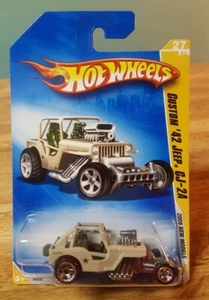 2009 Hot Wheels Custom '42 Jeep CJ-2A Millitary 1:64 Scale  Metal Bottom - Picture 1 of 8