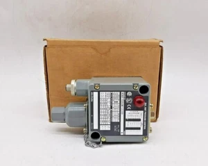 Allen-Bradley 836T-T253JX122X9 Pressure Control Switch - Picture 1 of 5