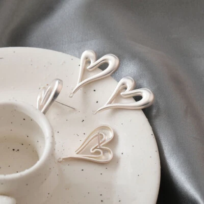 Pendiente de corazón de oro/plata de 4 piezas, pendiente de corazón de amor de oro mate/plata Foto 1 de 4