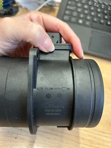 Mass Air Flow (MAF) Sensor VAG Audi SEAT Skoda VW 2.0 TDI VEMO V10-72-1274 P5-11 - Picture 1 of 5