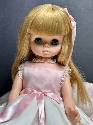 Muñeca de moda Effanbee de colección 14” ¡EL VESTIDO! WOW! Sleepy Eyes 1966 todo original leer Foto 1 de 4