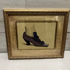Fiona Saunders 19. Jahrhundert "Modische Schuhe" Gouache Gold Blau/Rot Schuh  - Bild 1 von 12