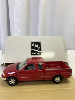 AMT Ertl Bright Red 1997 Ford F-150 Styleside Pickup Plastic Promo Pick-up W/Box - Image 1 of 4