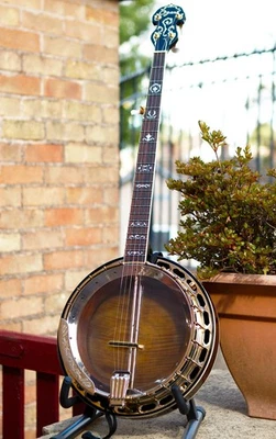 Ozark 5 String Banjo 2142G Excellent Condition with Case, Stand and Sound Mute - Image 1 of 4