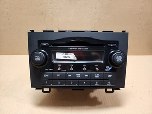 07-09 HONDA CRV 6 DISC WMA MP3 AM FM RADIO RECEIVER HEAD UNIT 39100-SWA-A003 - Picture 1 of 15