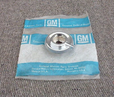 NOS 1973-1979 Buick Century Regal Skylark Radio Inner Control Knob GM # 1240665 - Image 1 of 4