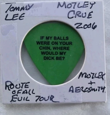 Selección de guitarra emitida por Motley Crue Tommy Lee Tour 2006 extremadamente rara Route of Evil Foto 1 de 4