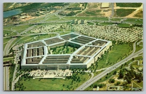 Vintage Arlington Virginia Pentagon Aerial View Postcard L.B. Prince Co. 1950s - Picture 1 of 2