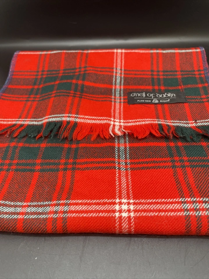 男式爱尔兰羊毛围巾红色格子 60x9 英寸 — 第 1/4 张图片