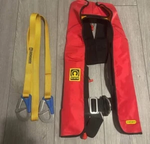 Crewfit 150N Life jacket + Crewsaver hook line - Picture 1 of 2