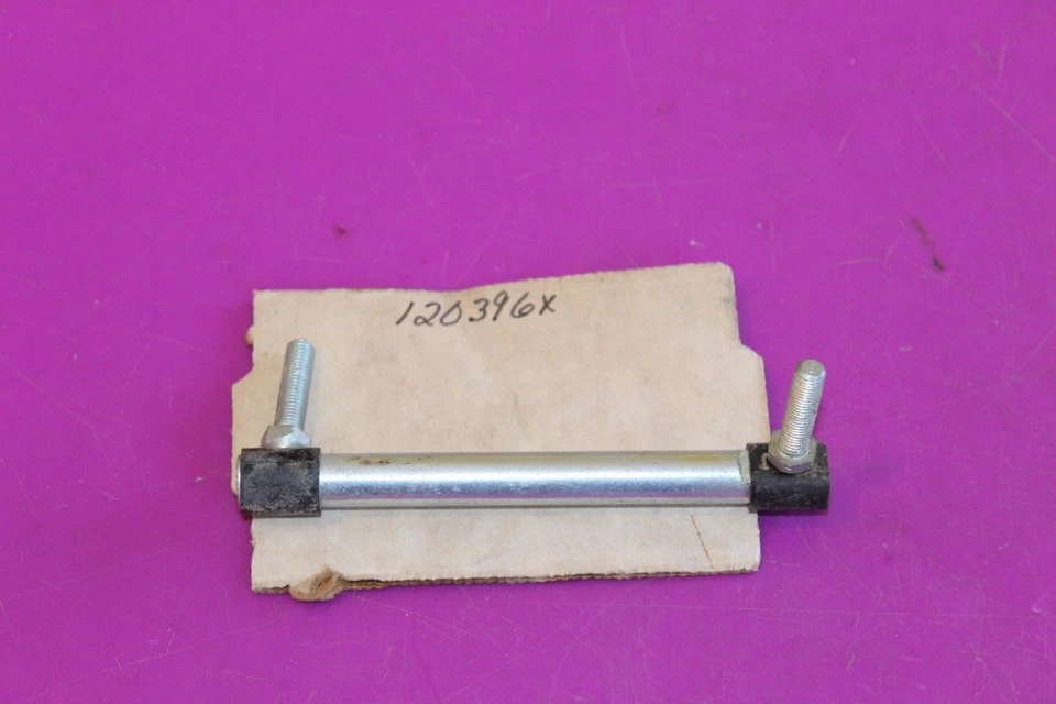 Barra de amarre AYP. Parte 120396X. Adquirido en un concesionario cerrado. Ver foto.  Foto 1 de 1