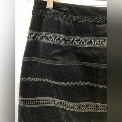 Marisa Christina Vintage Black Velvet Ribbon Trimmed Side Zip Lined Skirt Size 6 - Image 1 of 4
