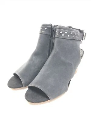 Босоножки Bare Traps женские с открытым носком размер 8 М черные с заклепками - Изображение 1 из 4