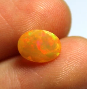 0.7 Carat 100%Natural Ethiopian Opal Welo Multi Fire Faceted Cut Loose Gemstone - Picture 1 of 6