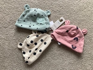 BNWT Next Baby Girls Pink/Mint/Cream Printed Beanie Hats 3 Pack: FIRST SIZE - Picture 1 of 2