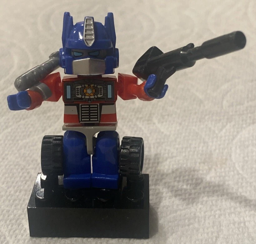  KRE-O Transformers Optimus Prime LEGO minifigura Universal Studios RARO Foto 1 de 4