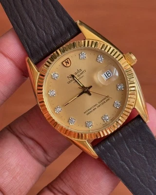 Raro Reloj Nivada Grenchen Cuarzo Diamante Índice Bisel Acanalado Oro Hecho en Suiza Hombre Foto 1 de 4