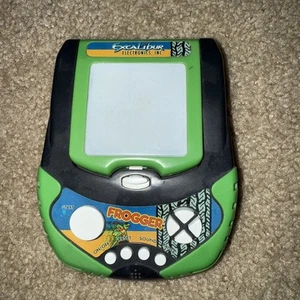 Classic Mini Frogger gioco elettronico portatile da viaggio - Excalibur - Foto 1 di 2