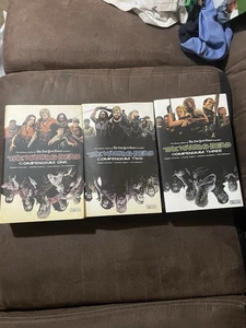 The Walking Dead Compendium 1-3 (Robert Kirkman, Charlie Adlard ) Graphic Novel - Picture 1 of 9