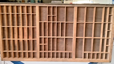 "Cajón para impresoras de madera Hamilton tipografía/bandeja estante para baratijas 32 1/4""x 17 1/2""" Foto 1 de 4